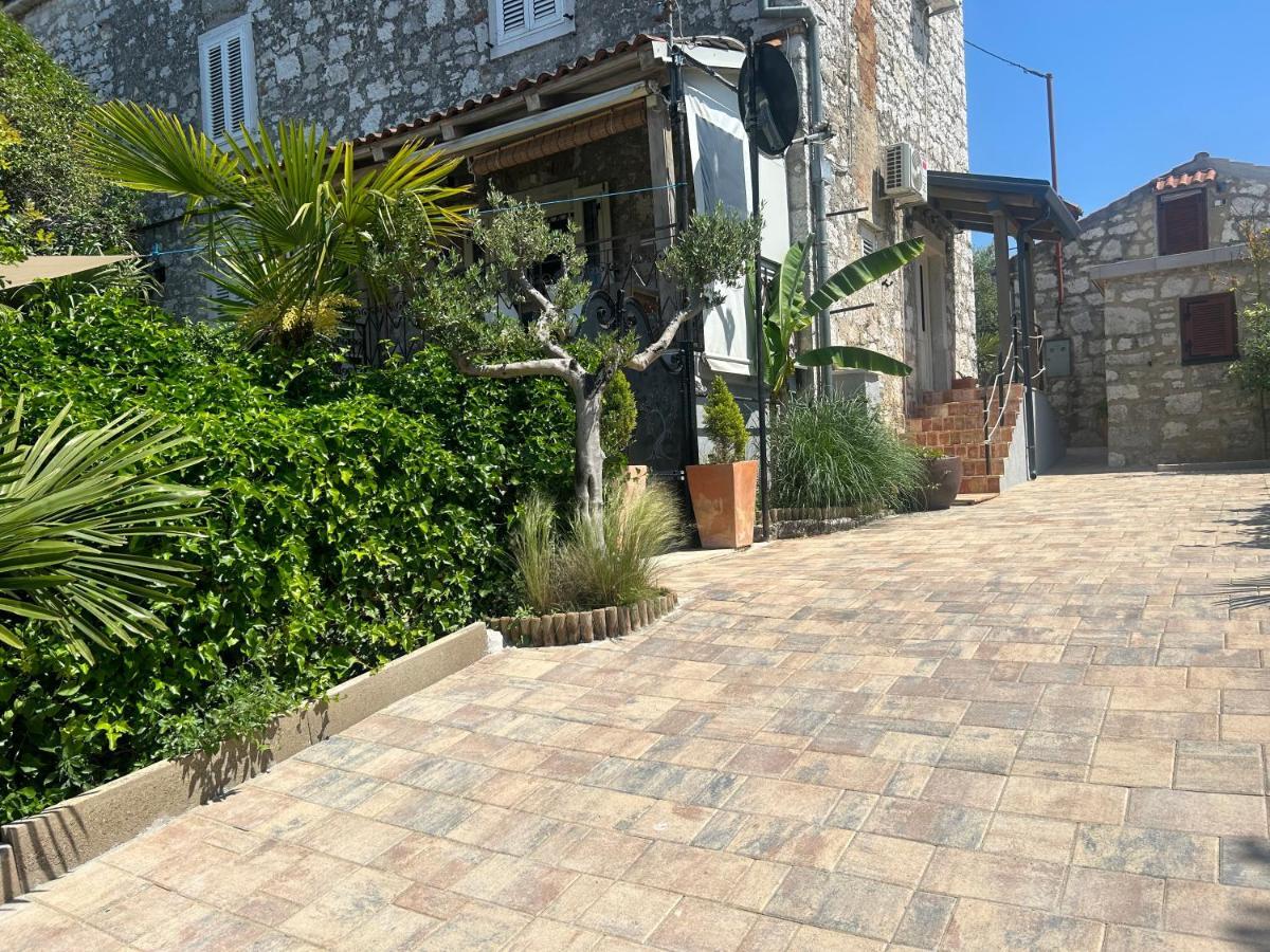 Stone House Chiara Seaview Appartement Funtana Buitenkant foto